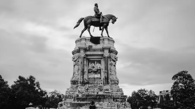 Confederate monument